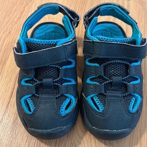 Blue water shoes-great condition